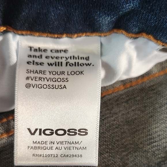 Vigoss Classic Blue Denim Shorts Women's 27 Mid-Rise, Distressed, Summer Casual - Picture 9 of 11